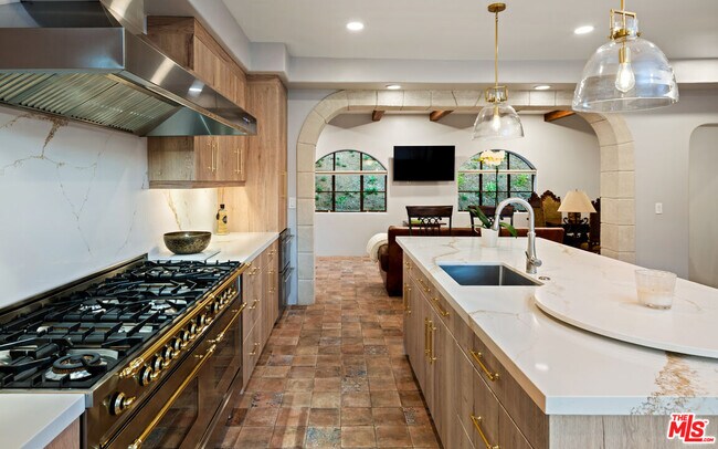 Building Photo - 503 Vera Canyon Dr