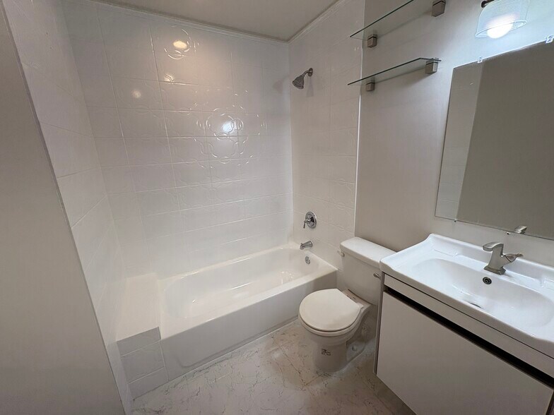 Building Photo - 2610 Georgia Ave NW