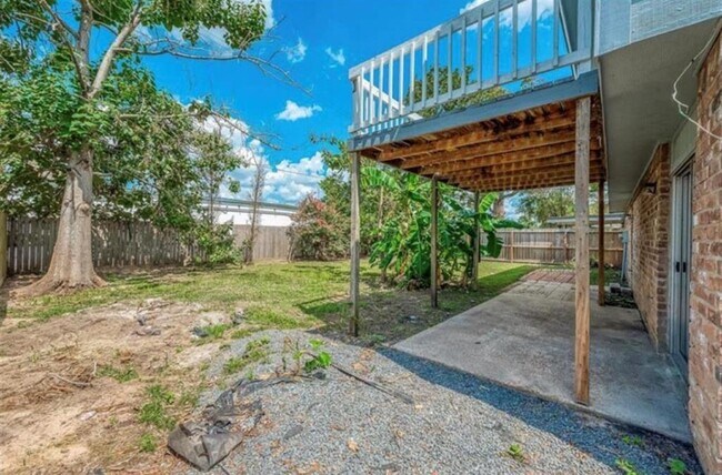 Building Photo - 5831 Caldicote St