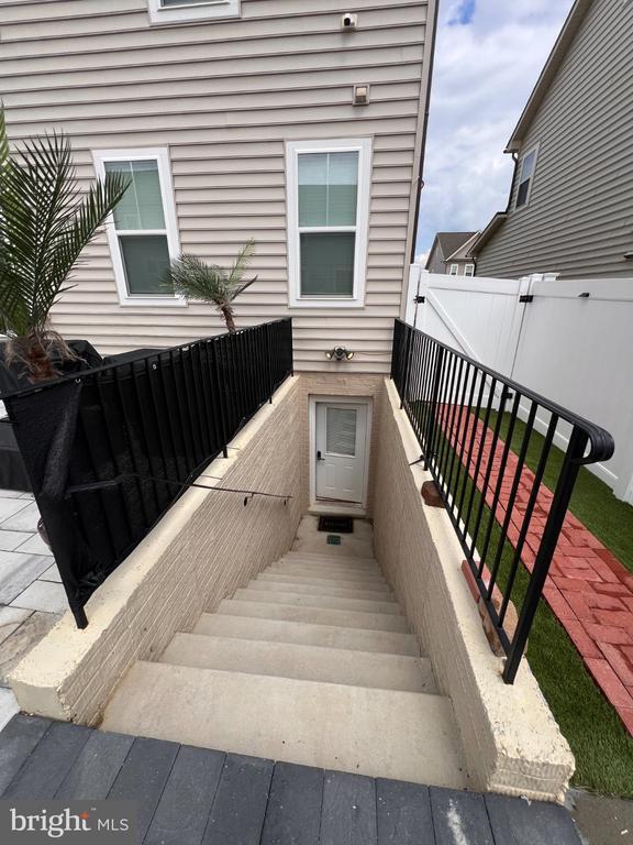 Building Photo - 9867 Selkie Ln