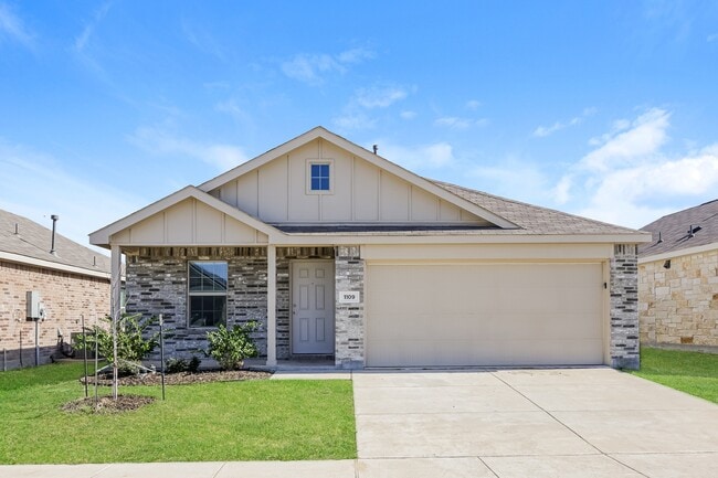 Building Photo - 1109 Wildflower St