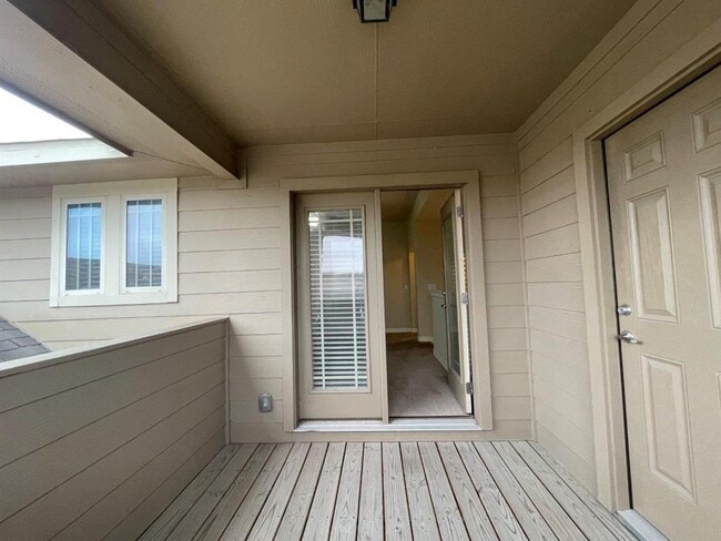 Building Photo - 6505 Alleyton Dr