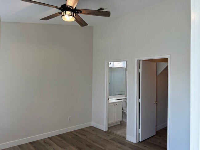 Building Photo - Beautifully Remodeled North Las Vegas Home
