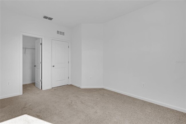 Building Photo - 2827 Maloof Dr