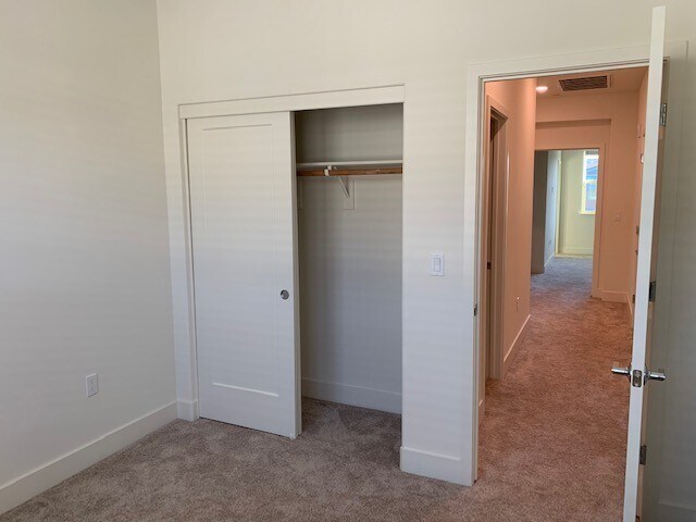 Building Photo - 3059 Threecastles Wy