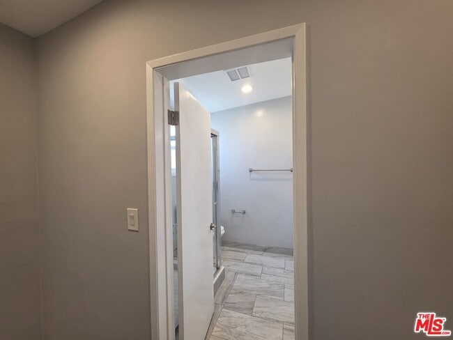 Building Photo - 210 S Lucia Ave