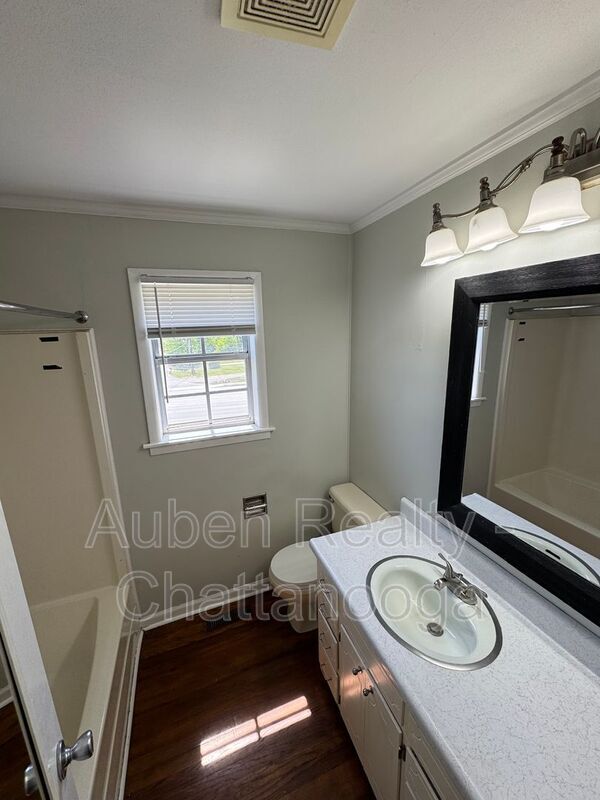 Building Photo - 8817 Apison Pike