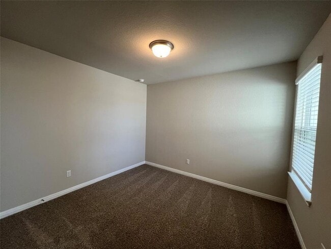 Building Photo - 1850 Settlers Glen Dr