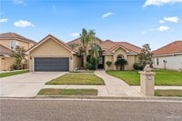 Building Photo - 27 Los Lagos Dr