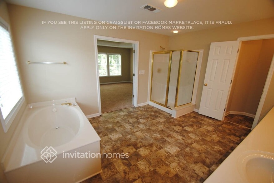 Building Photo - 417 Skiles Ct