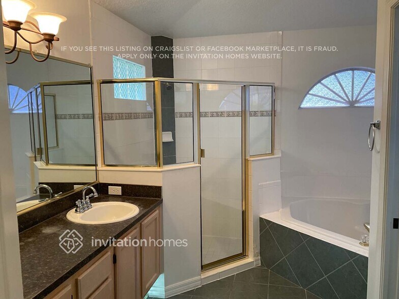 Building Photo - 7849 Bridgestone Dr