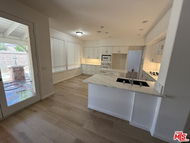 Building Photo - 3119 Fulham Ct