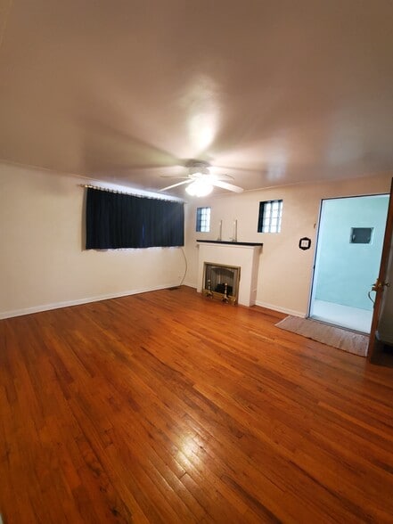 Building Photo - 3948 Julian St