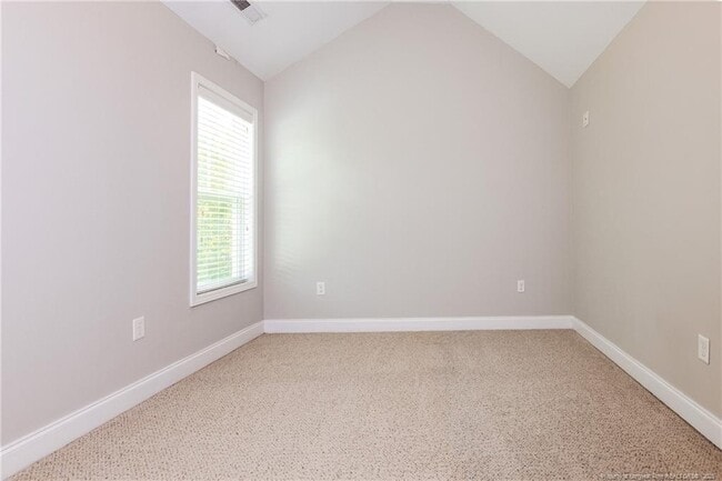 Building Photo - 1726 Bluffside Dr