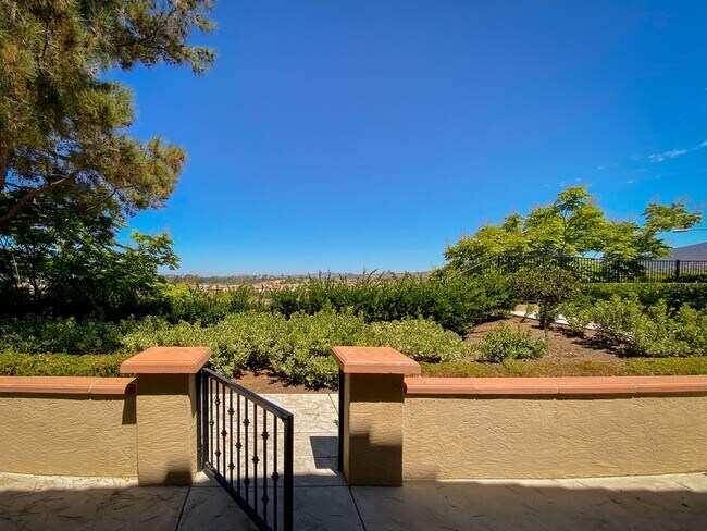 Building Photo - 7850 Via Belfiore