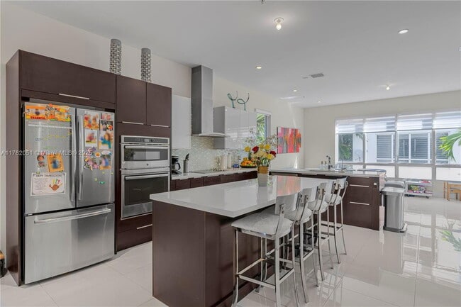 Primary Photo - 6671 NW 105th Pl