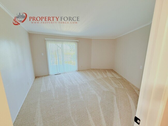 Building Photo - 3145 Alanhill Ln