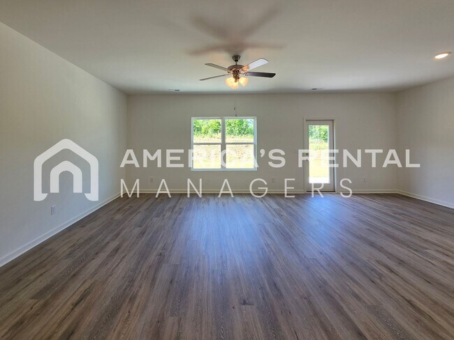 Building Photo - New House for Rent in Kimberly, AL!