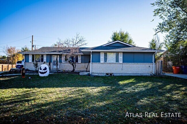 Building Photo - 16232 W 13th Ave