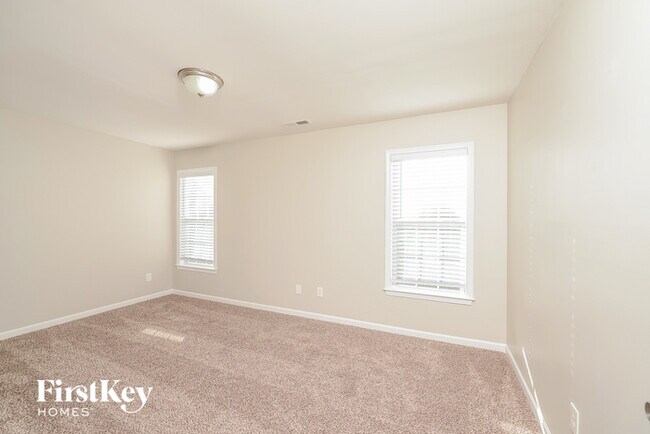 Building Photo - 6072 Birkdale Dr