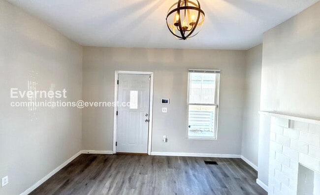 Building Photo - 37 S Yale Ave