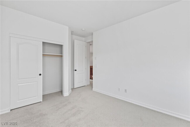 Building Photo - 58 Contrada Fiore Dr