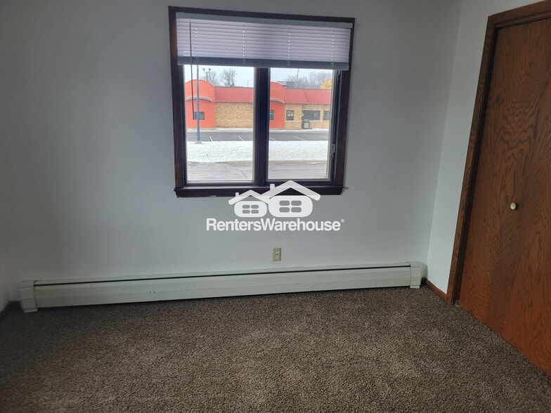 Building Photo - 1711 Northway Dr
