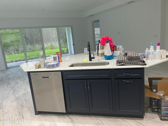 Building Photo - 853 Bama Breeze Dr