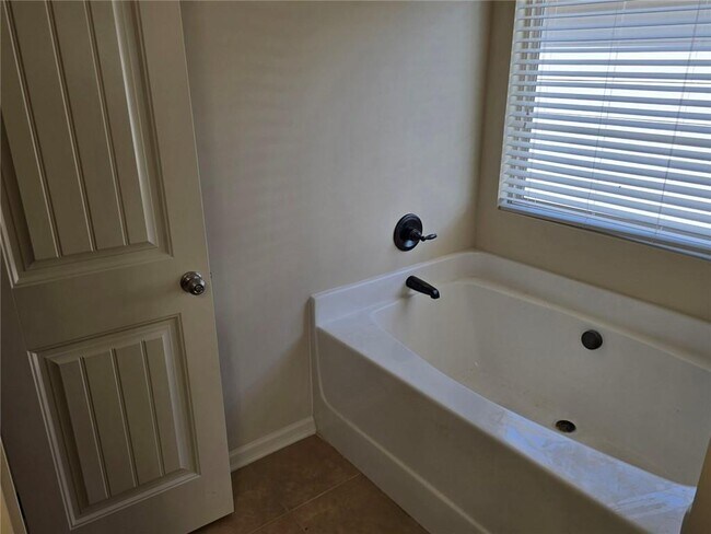 Building Photo - 3367 Greyhawk Crossing