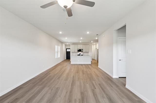 Building Photo - 109 Greenbriar Dr