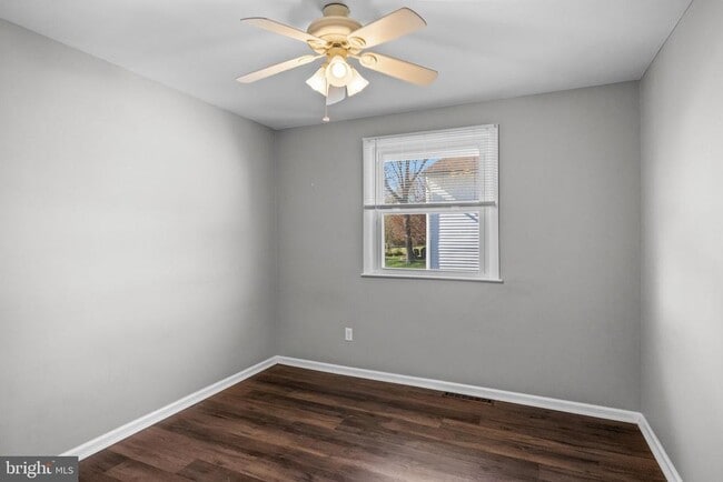 Building Photo - 2211 New Albany Rd