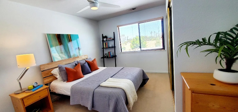 Building Photo - 2007 Sand Point Rd