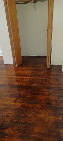 Bedroom - 1409 E 68th St