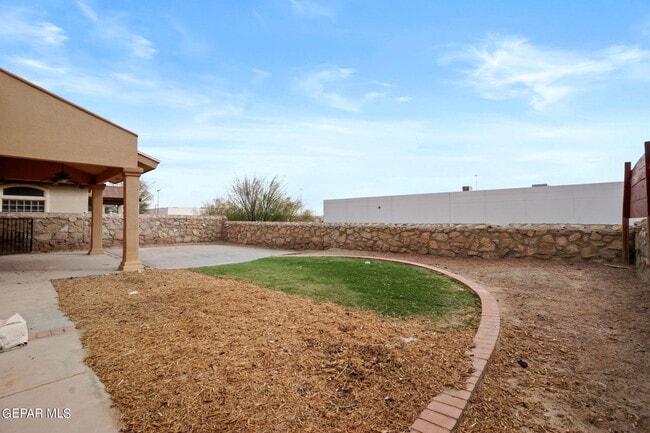 Building Photo - 1230 Olga Mapula Dr