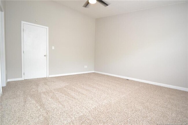 Building Photo - 4326 Halliwell Dr
