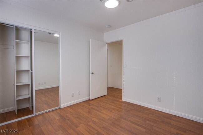 Building Photo - 6726 Paljay Ct
