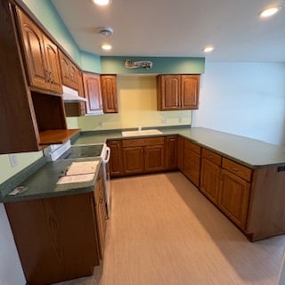 Kitchen - 144 N Pleasant View Rd