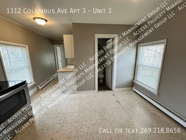 Building Photo - 1312 Columbus Ave