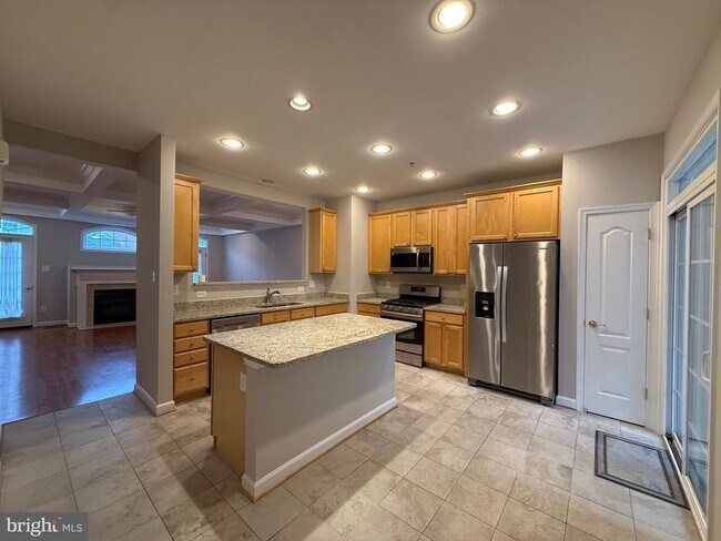 Building Photo - 1127 Gaither Rd