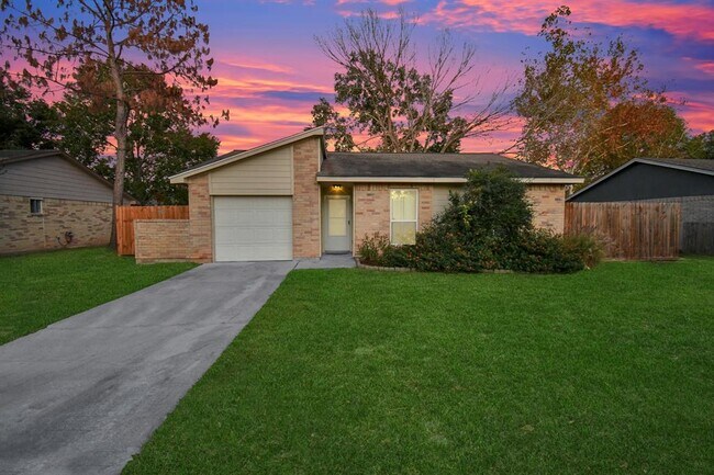 Building Photo - 17107 Amber Ridge Dr