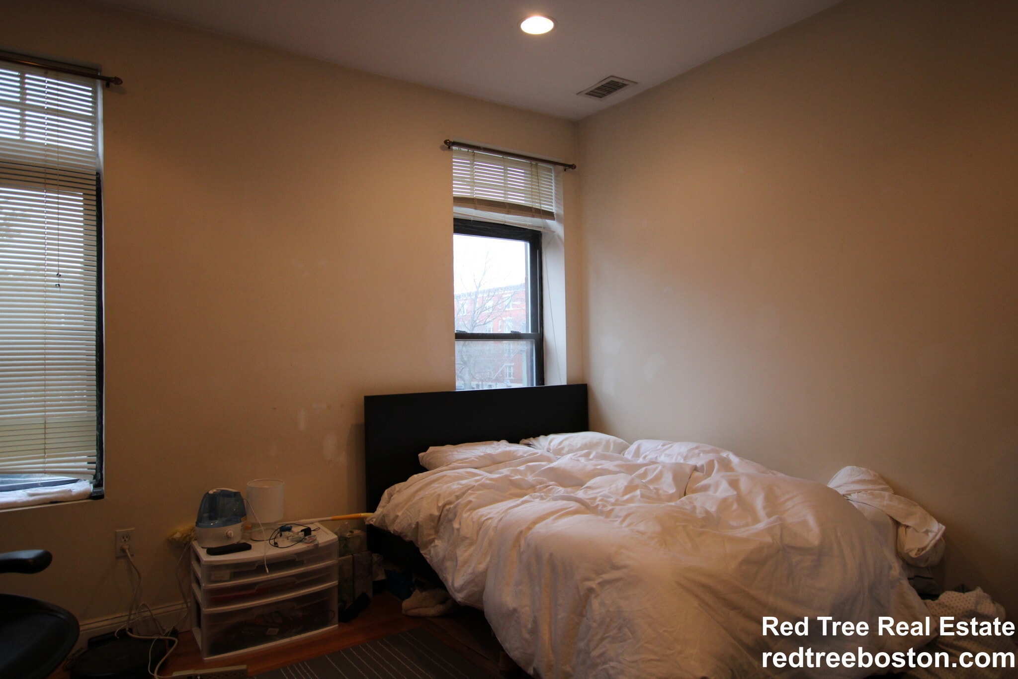 Building Photo - 1801 Beacon St