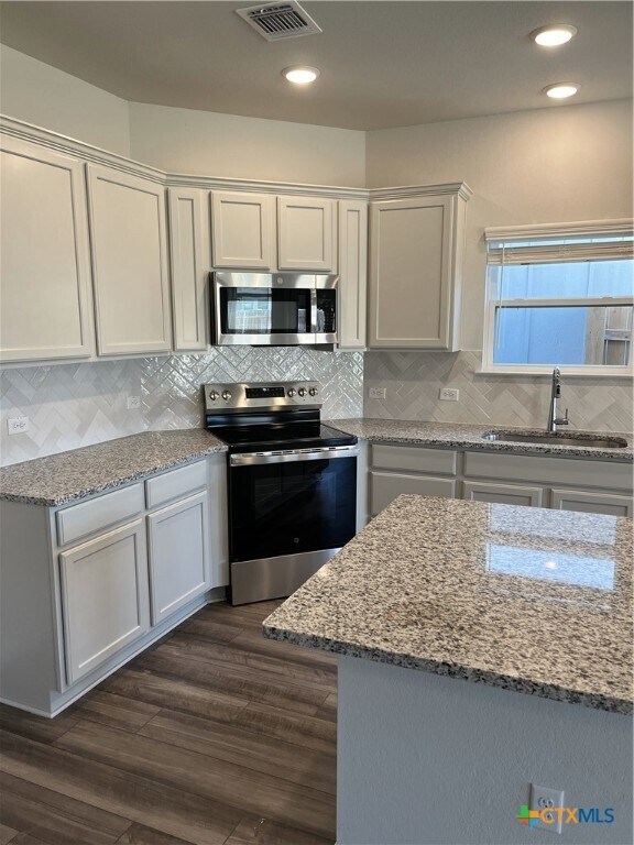 Building Photo - 2624 Wasilla Dr