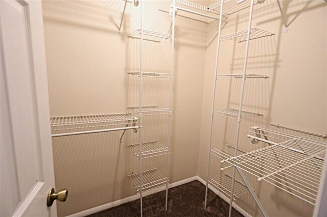 Building Photo - 83 Fair Haven Way