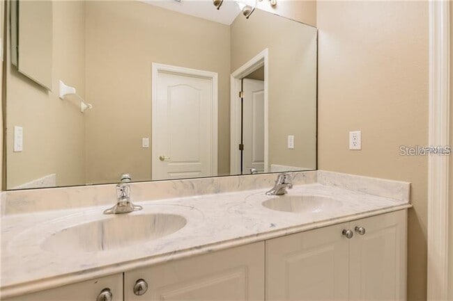 Building Photo - 12563 Cragside Ln