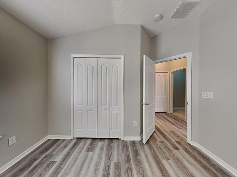 Building Photo - 2310 Little Gem Loop