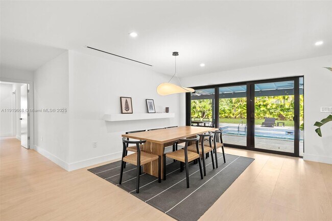 Building Photo - 7291 SW 129th St