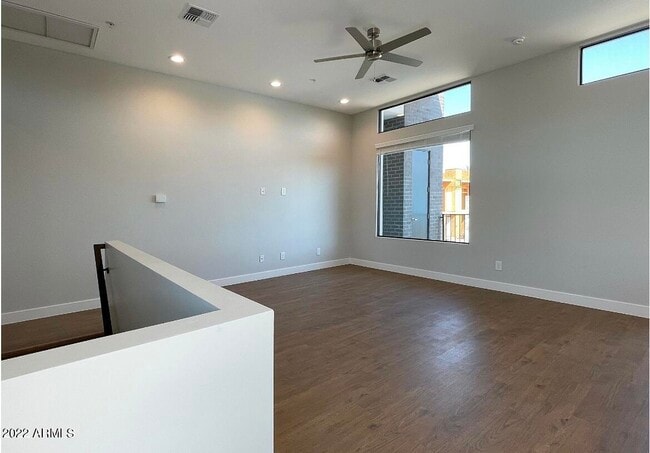 Building Photo - 6060 E Baseline Rd