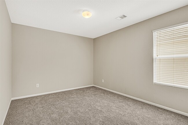 Building Photo - 22523 Spring Crossing Dr