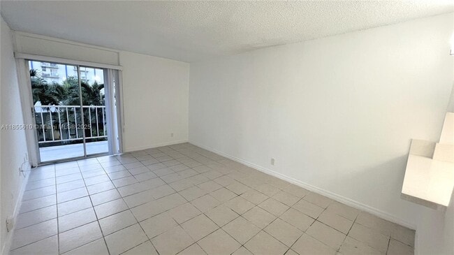 Building Photo - 4550 NW 9th St