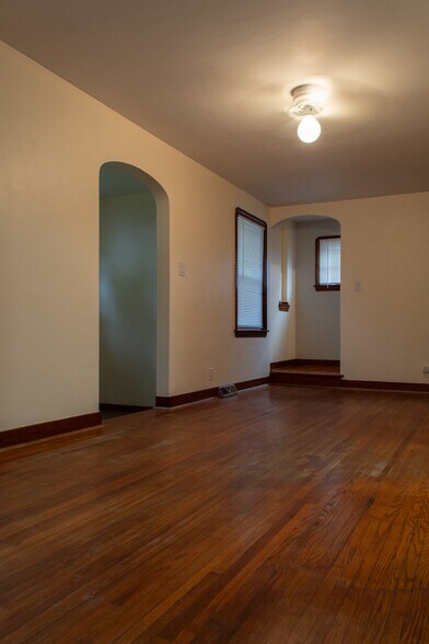 Building Photo - 214 Ward Rd